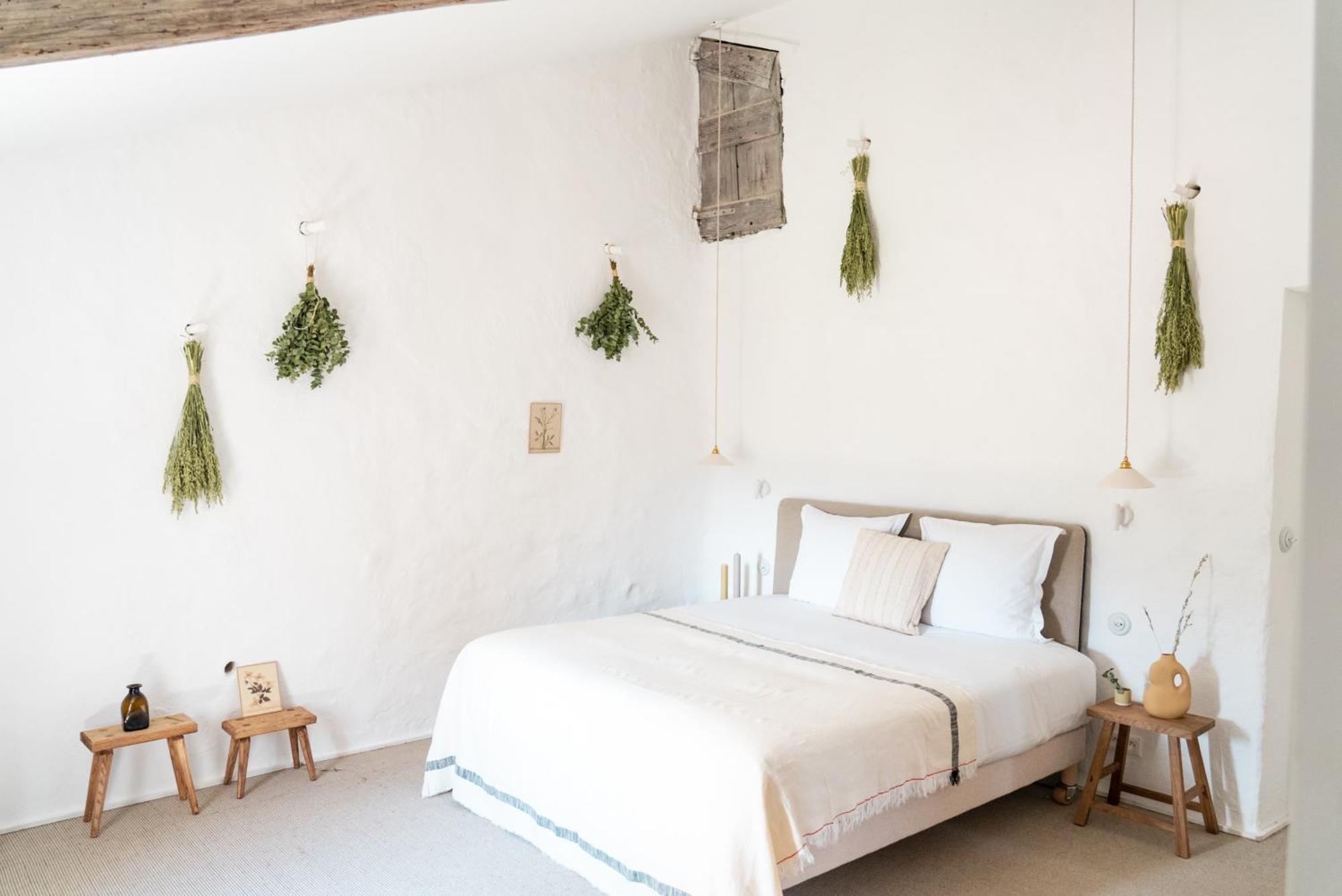 La Bastide Du Mourre Bed & Breakfast Oppede Exterior photo